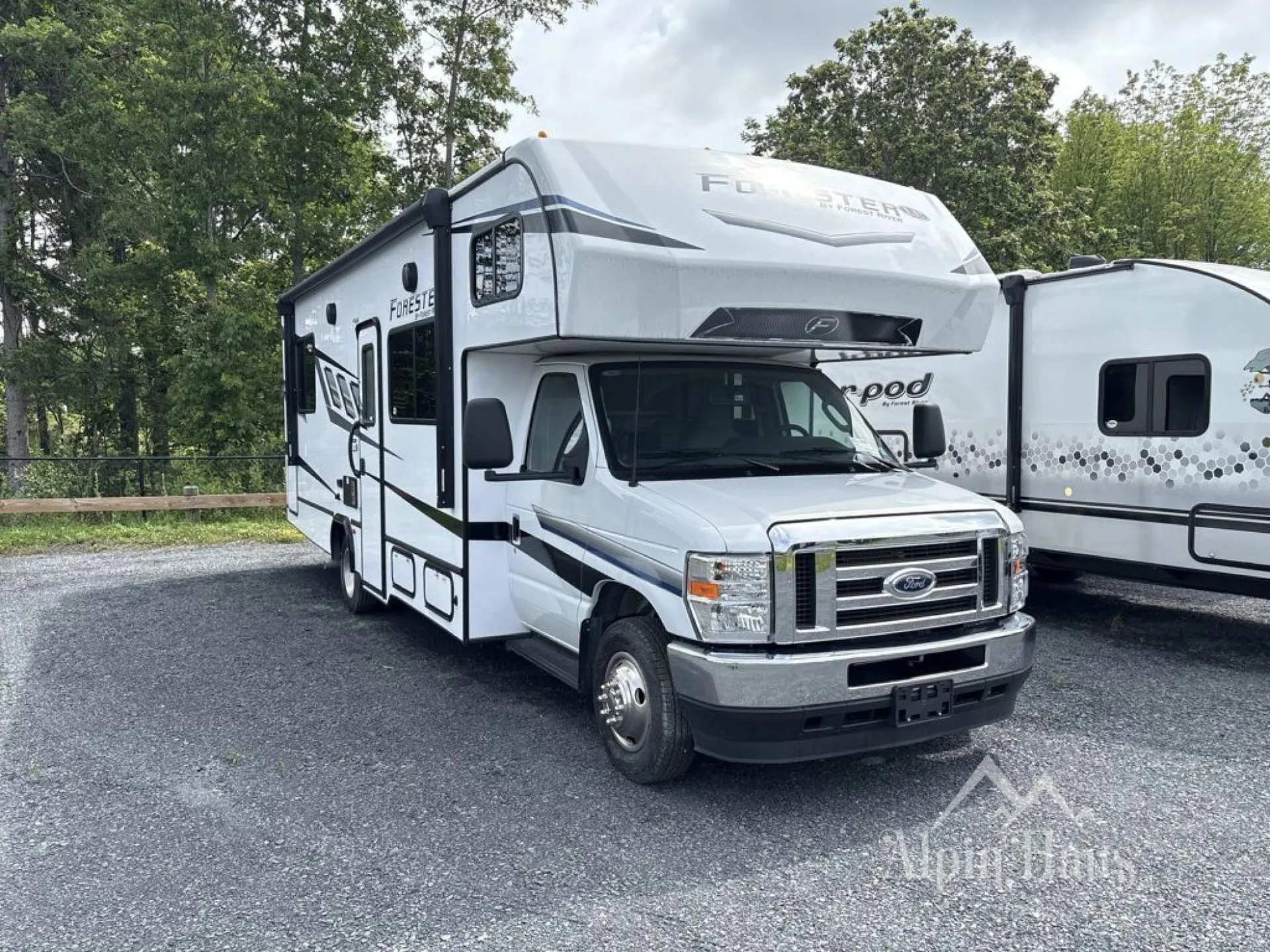 2025 Forest River Forester LE 2351LE FORD - Photo 2