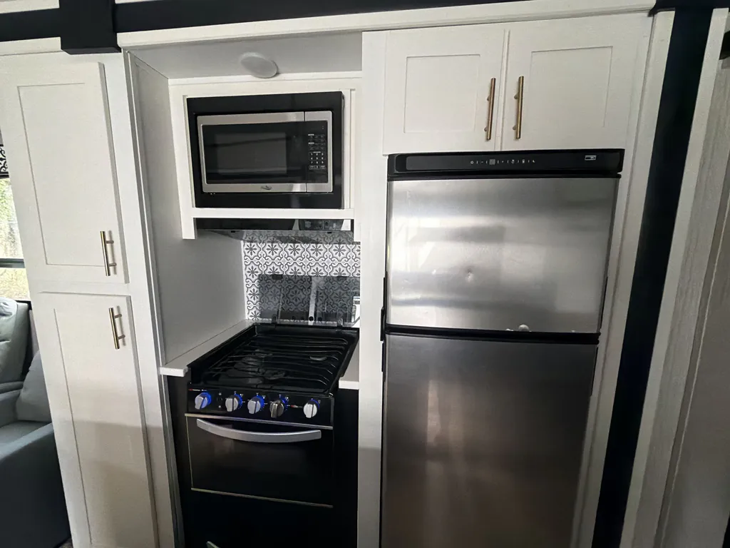 2021 Forest River Wildcat 368MB, Photos photo 12