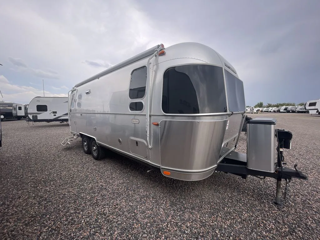 2024 Airstream Trade Wind 25FB - Photo 3
