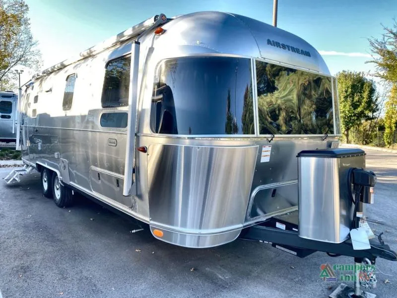 2026 Airstream Globetrotter 27FB - Photo 2