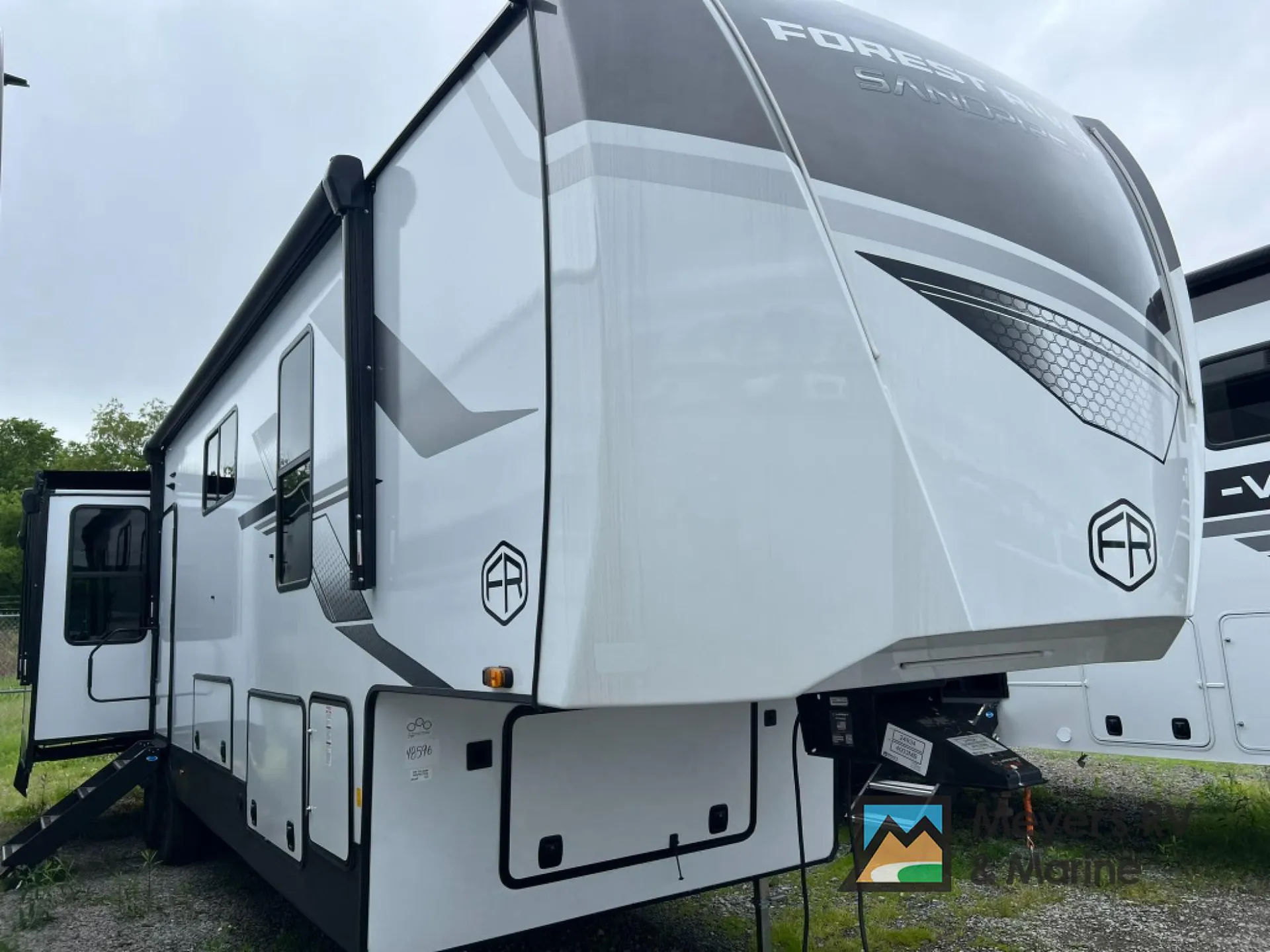 2026 Forest River Sandpiper 4003MB
