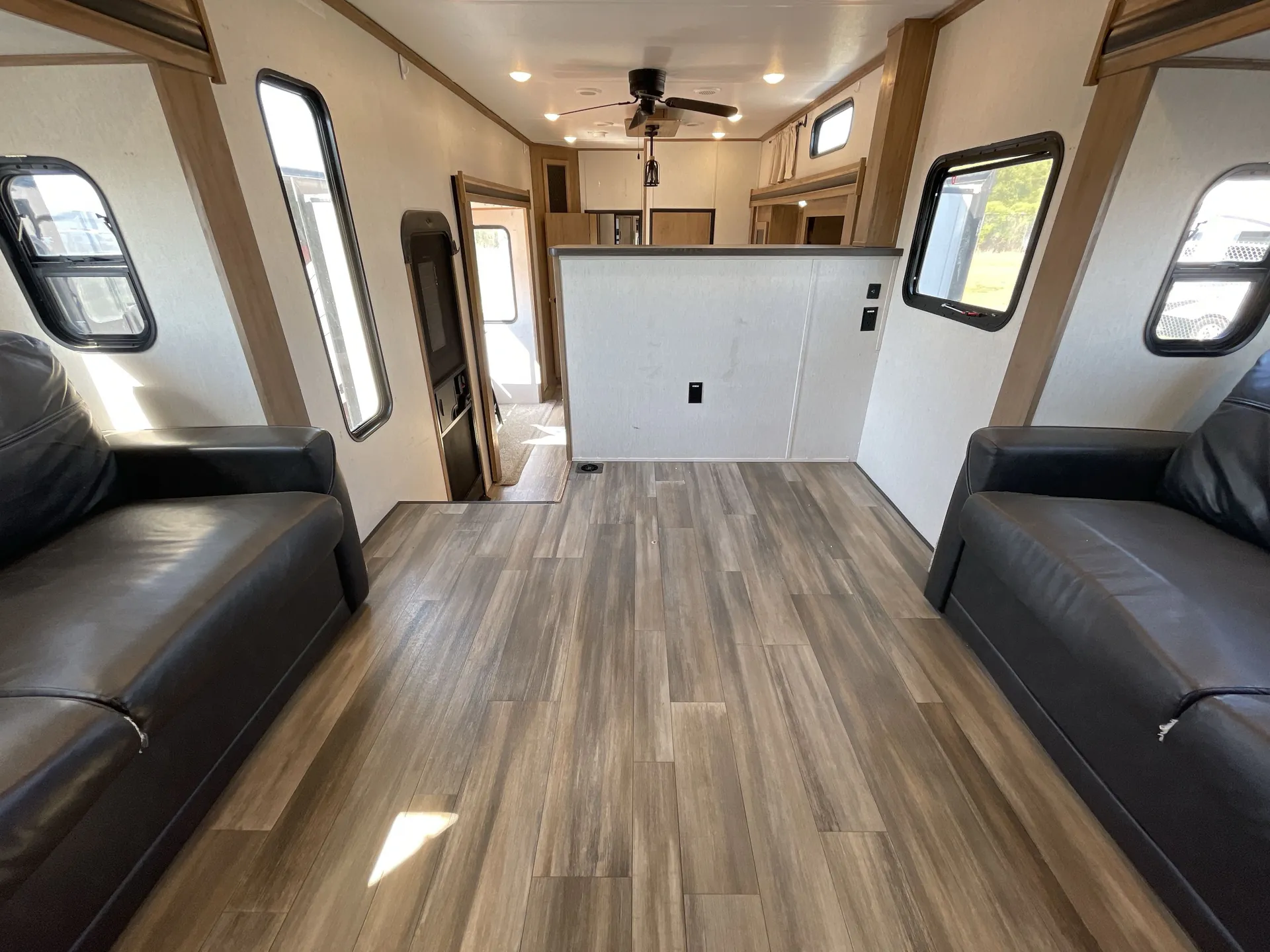 2023 Forest River Sabre 37FLH — living area main