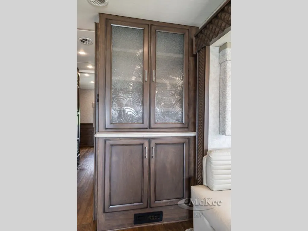 2023 Newmar Bay Star 3626 - Photo 3