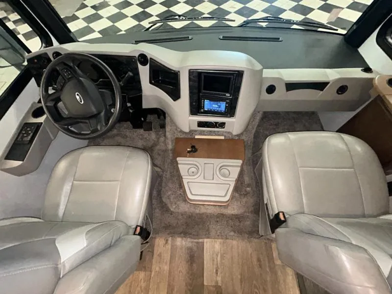 2020 Newmar Bay Star 3626 - Photo 3