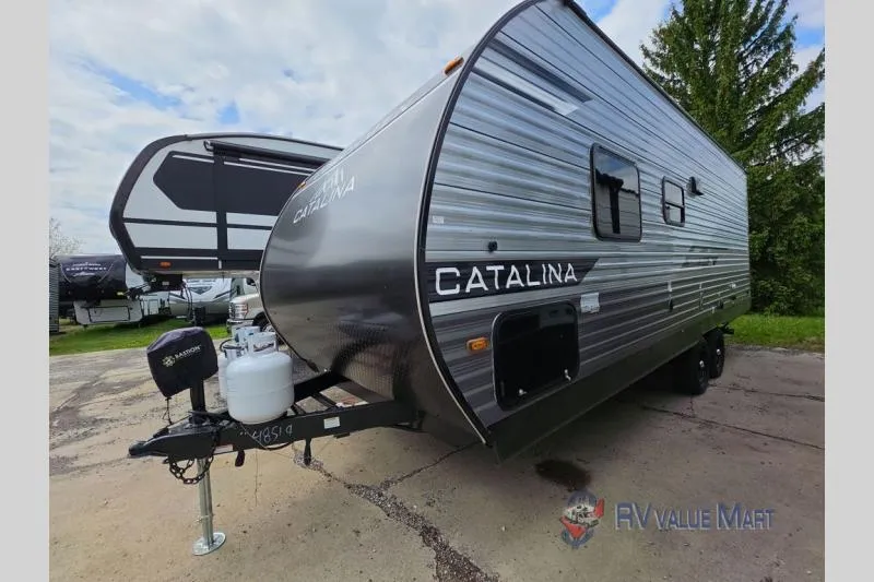 2026 Coachmen Catalina Summit Series 8 211BH - Photo 3
