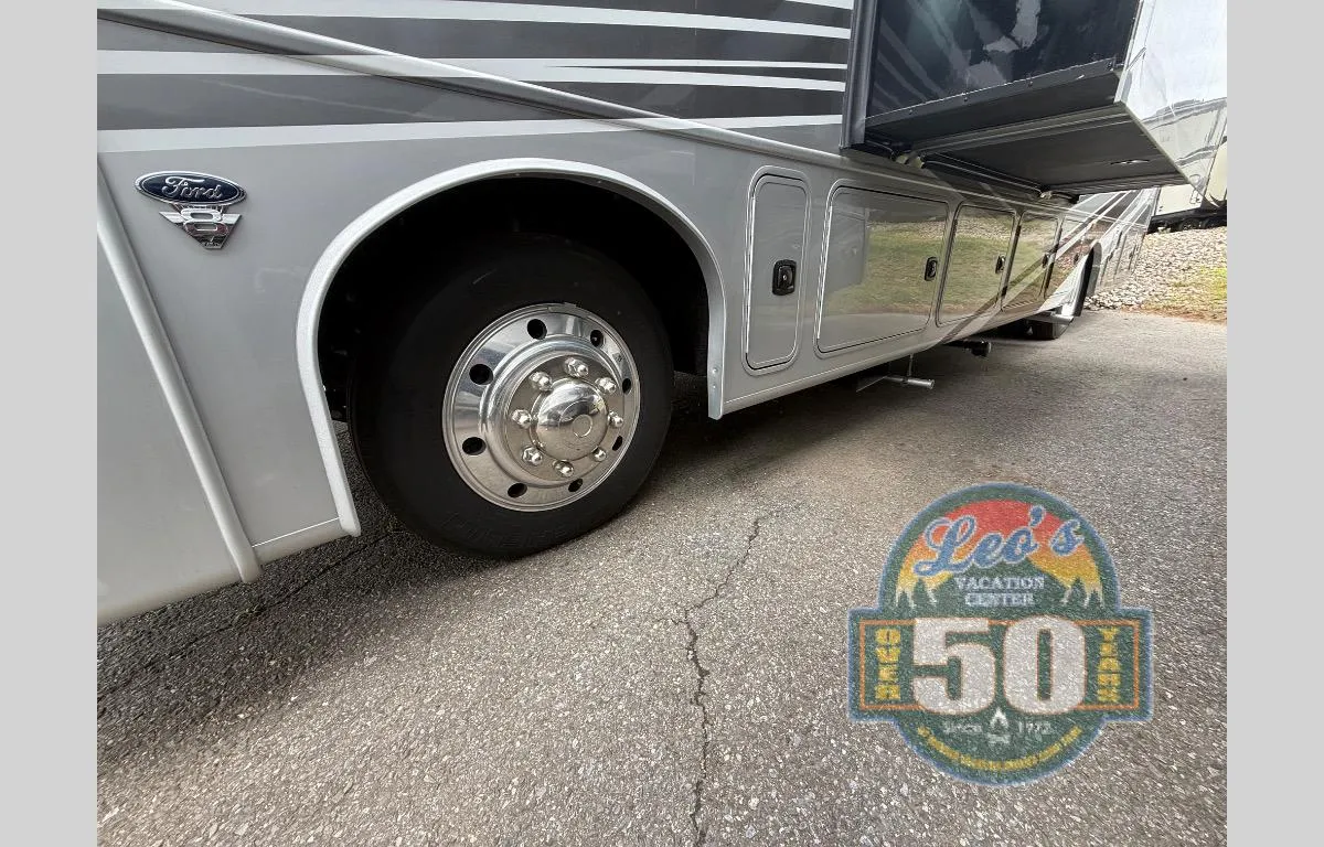 2026 Entegra Coach Vision XL 34G - Photo 4