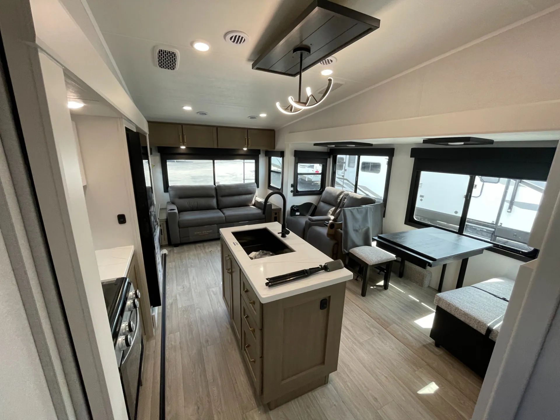 2027 Jayco Eagle Fifth Wheels 28RLT - Photo 2