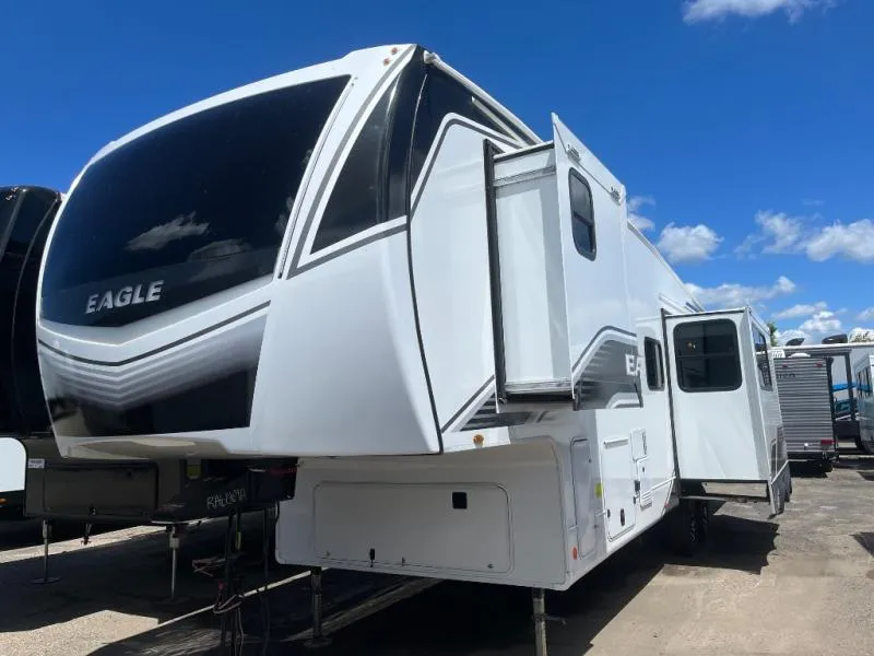 2025 Jayco Eagle HT 31QCD - Photo 3