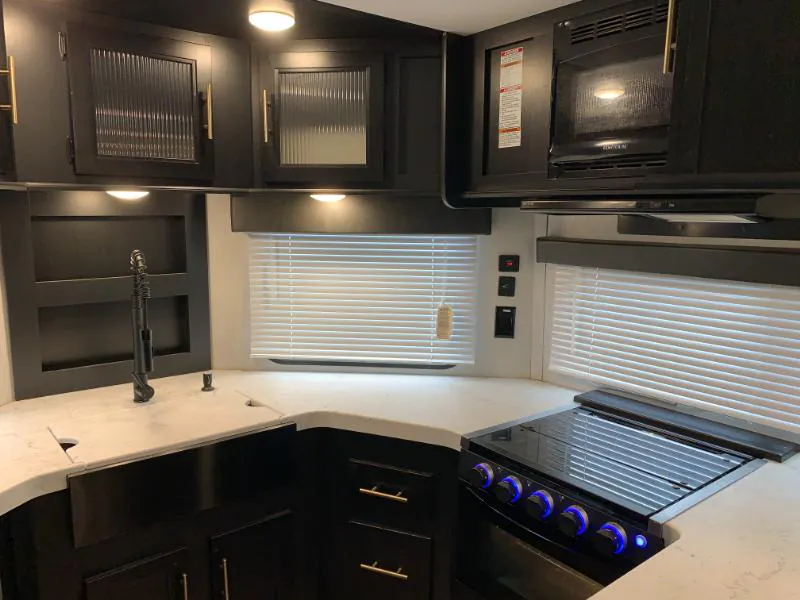 2021 Forest River Cherokee 274VFK, Photos photo 14