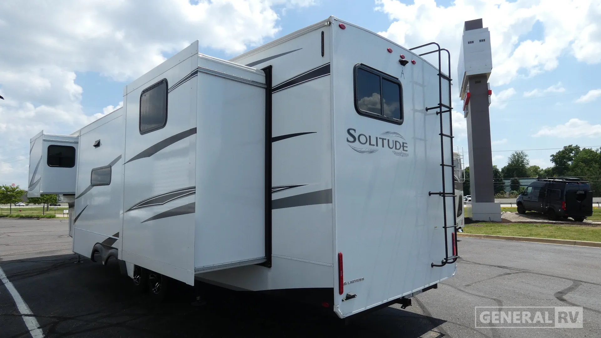 2024 Grand Design Solitude S-Class 3740BH - Photo 4