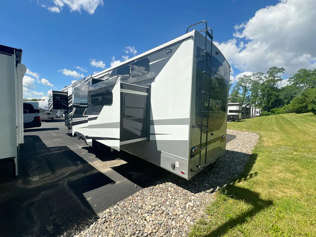 2026 Jayco North Point 395DSDB, Photos photo 7