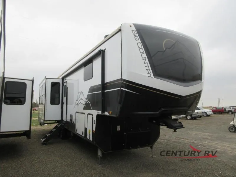 2024 Heartland Big Country 3500SS - Photo 2
