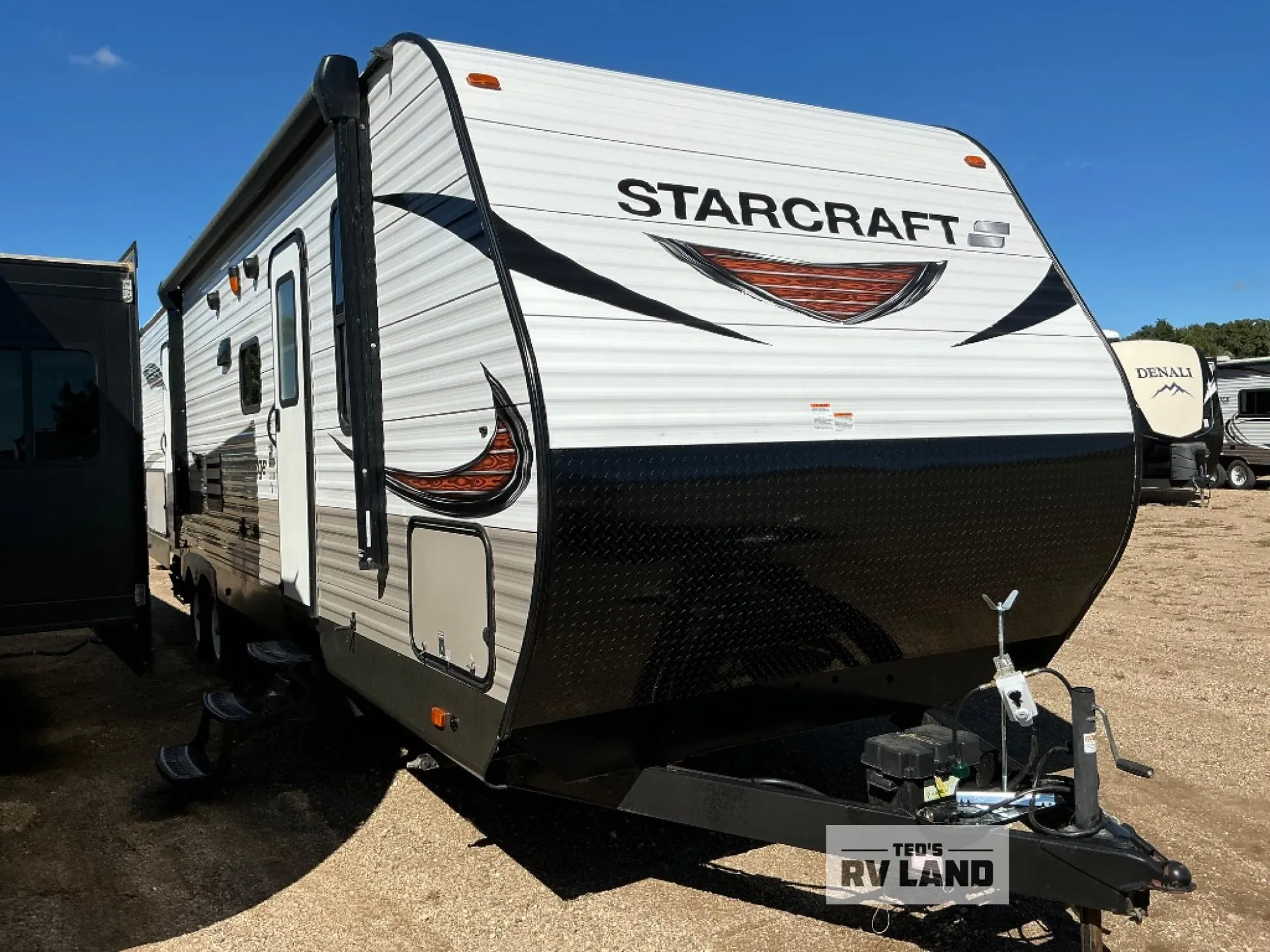 2018 Starcraft Autumn Ridge Outfitter 31BHU — Photo 1