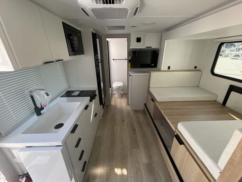 2027 Winnebago Micro Minnie 2108DS, Photos photo 2