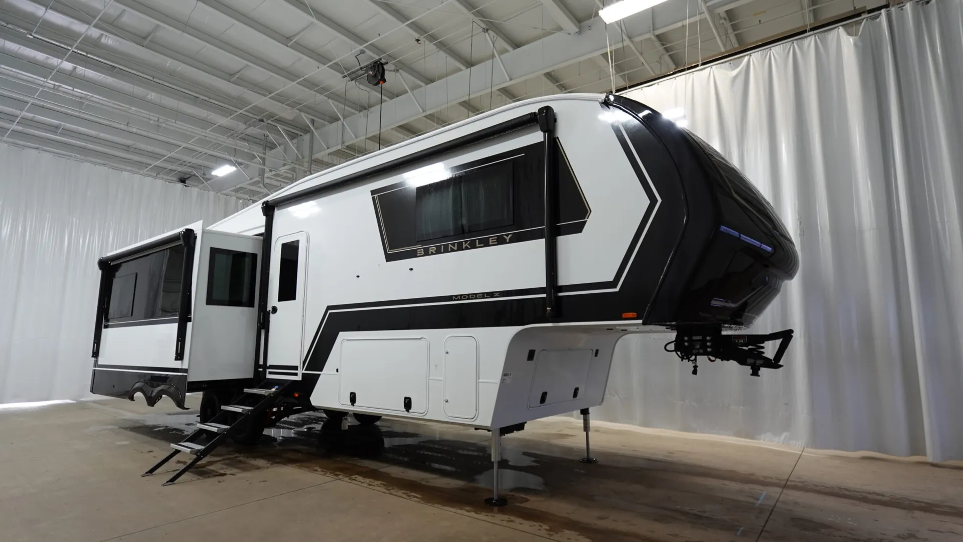 2026 Brinkley Model Z 3100 - Photo 2
