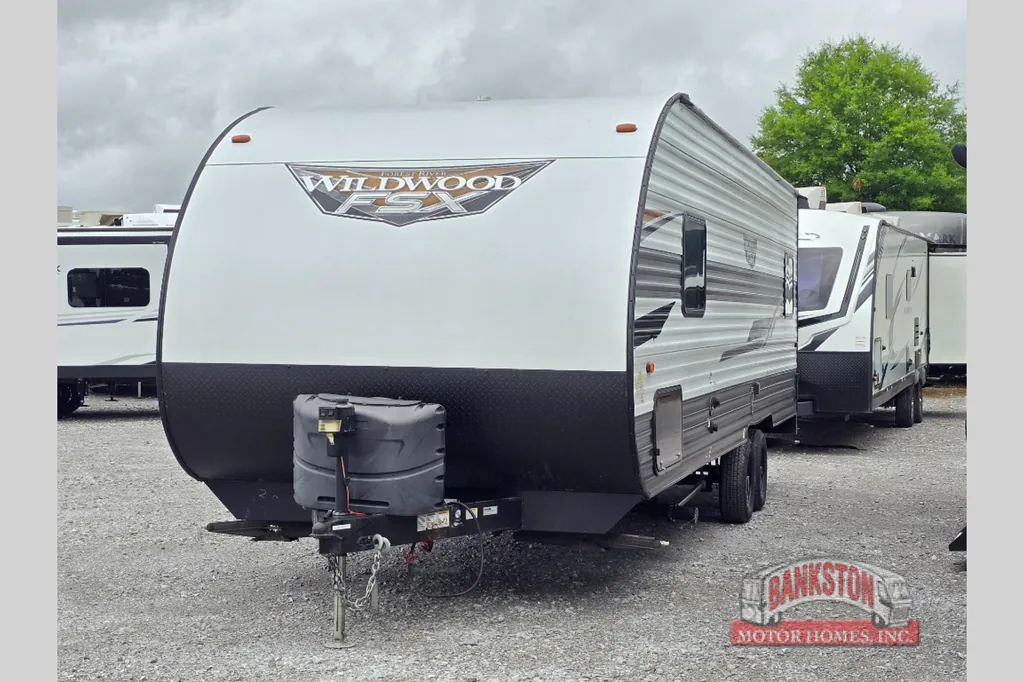 2022 Forest River Wildwood FSX 210RT, Photos photo 6