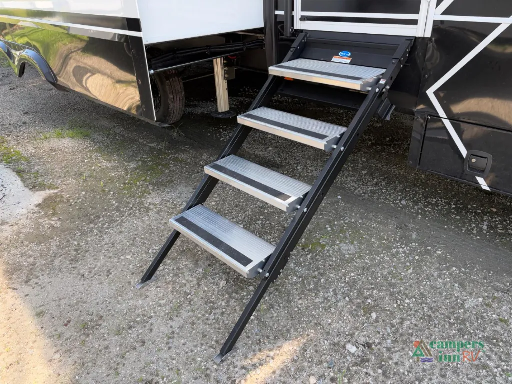 2026 Brinkley Model G 4100, Photos photo 58