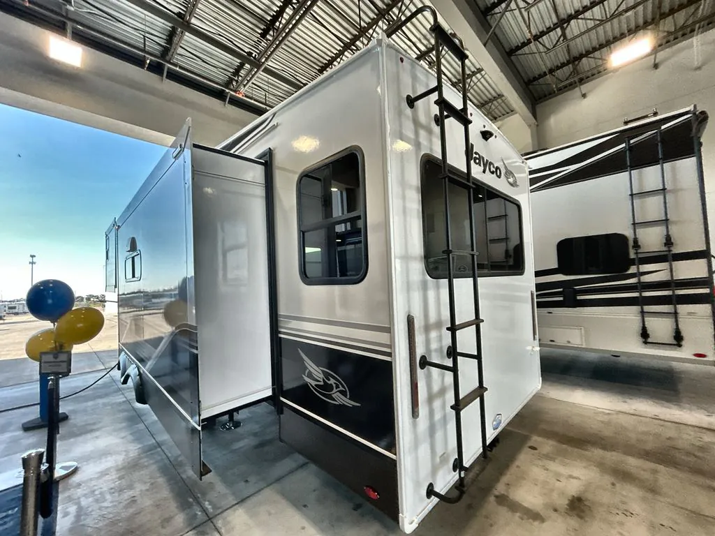 2026 Jayco Eagle HT 30CRT - Photo 4