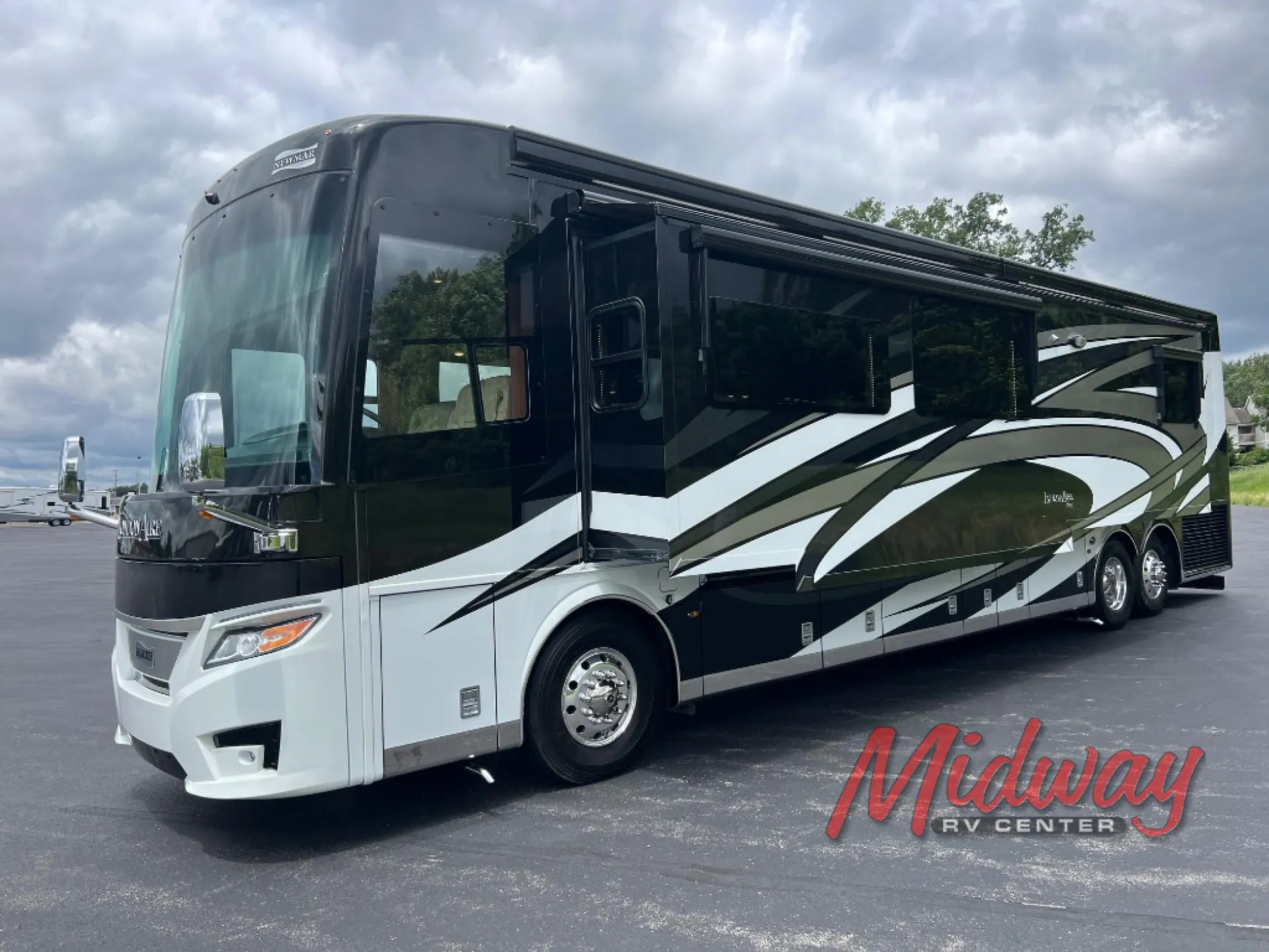 2021 Newmar London Aire 4551 - Photo 3