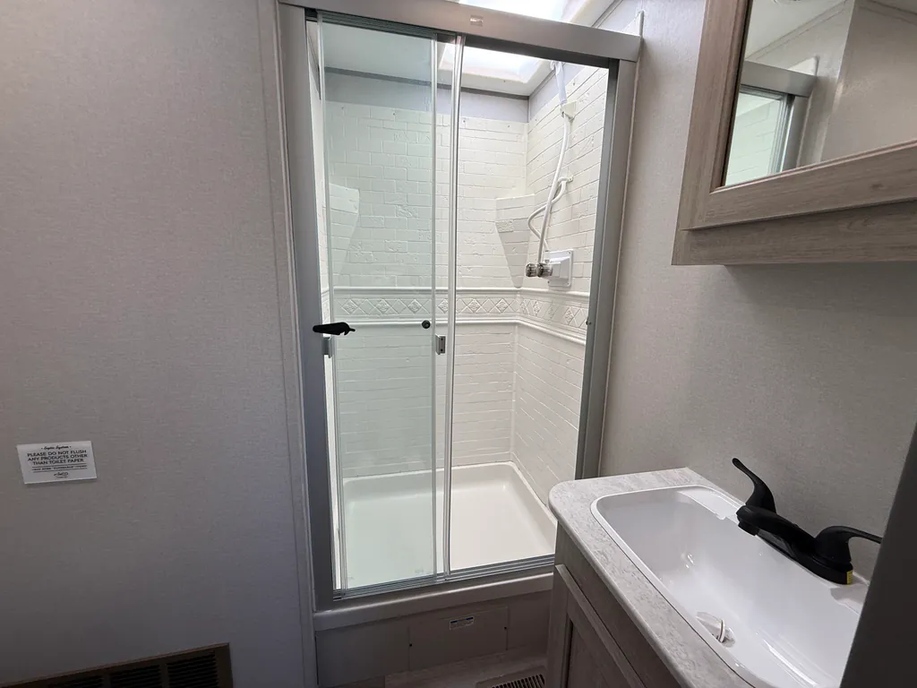 2024 Coachmen Catalina Legacy Edition 283FEDS, Photos photo 17