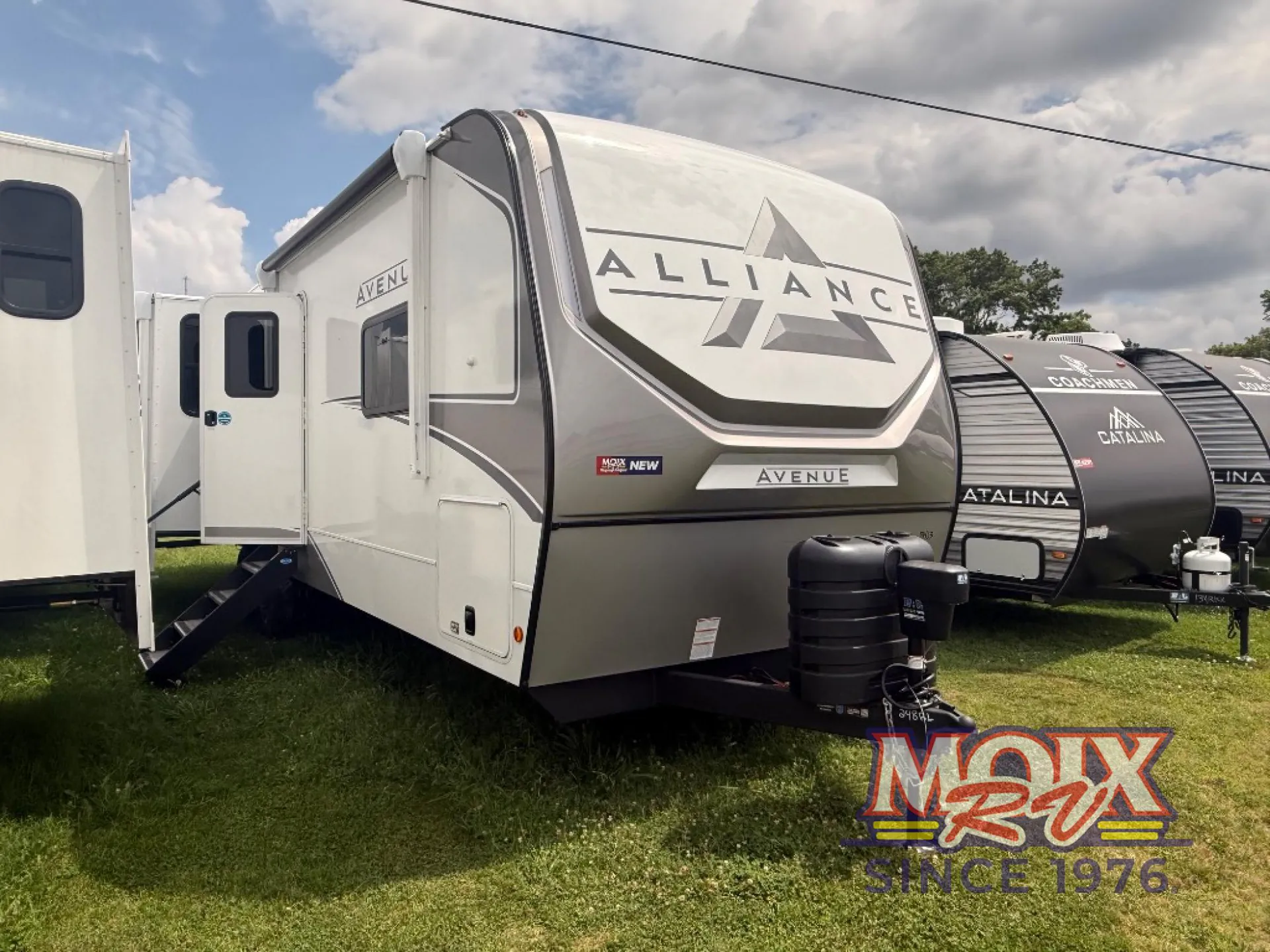 2026 Alliance RV Avenue 298RL - Photo 2