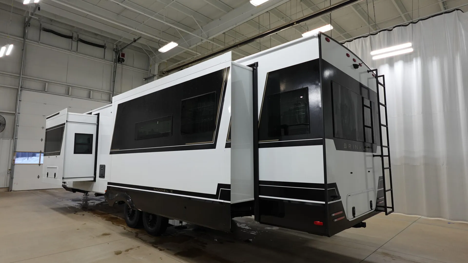 2026 Brinkley Model Z AIR 310 - Photo 4