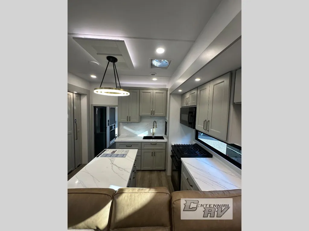 2026 Brinkley Model G 3950, Photos photo 36