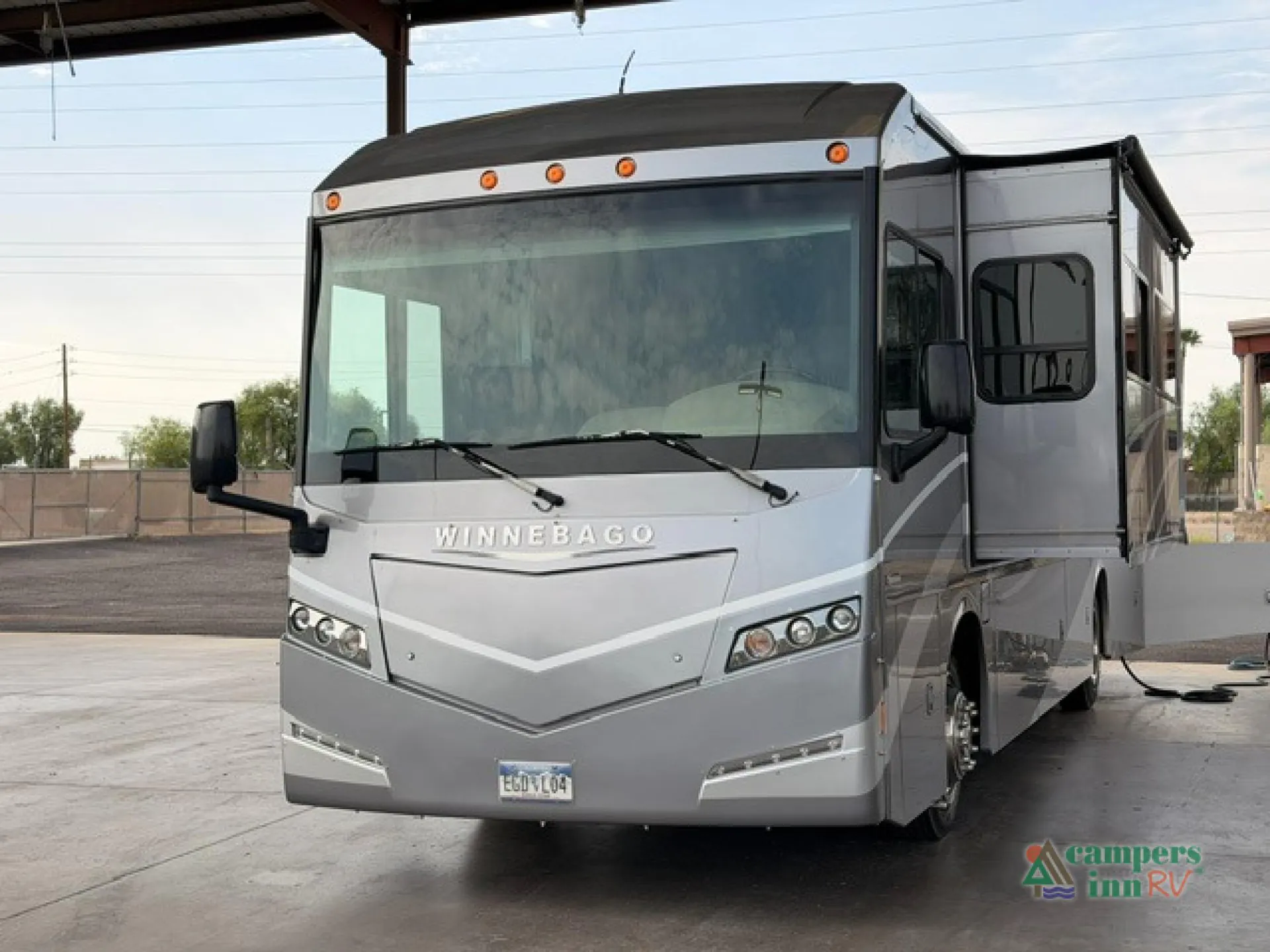 2017 Winnebago Forza 34T - Photo 3