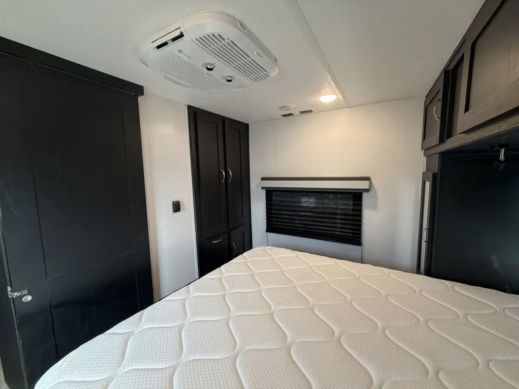 2022 Coachmen Freedom Express Ultra Lite 274RKS, Photos photo 16