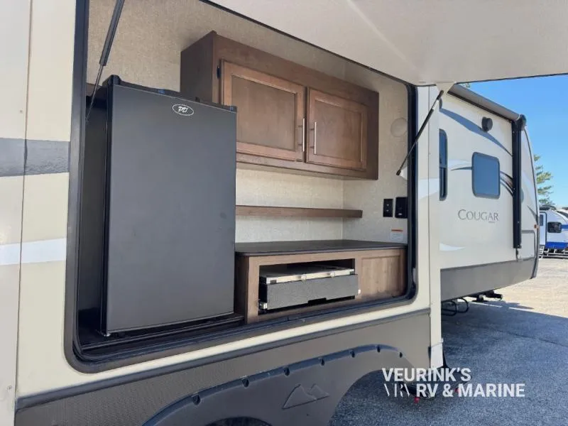 2018 Keystone Cougar X-Lite 33MLS - Photo 2