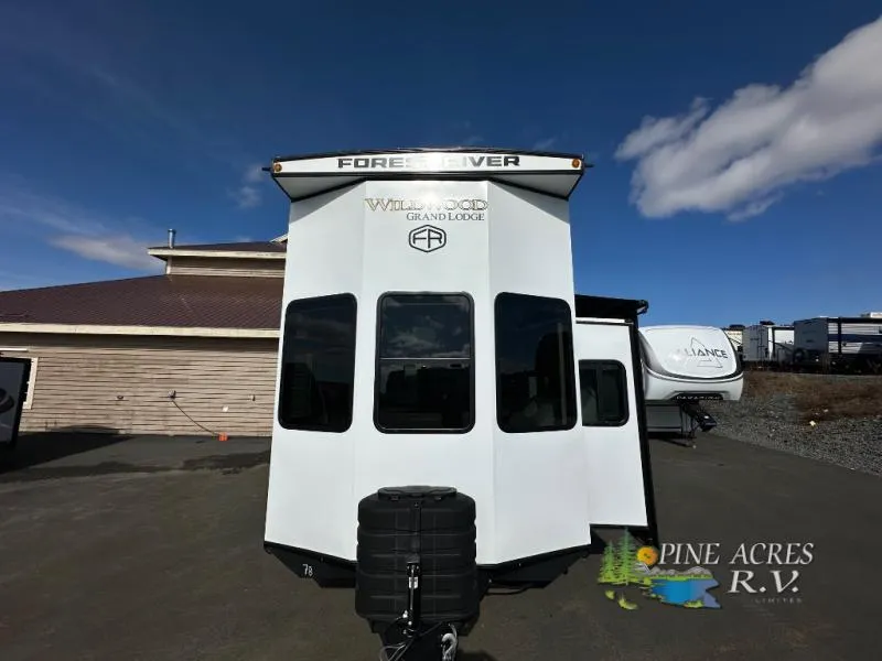 2025 Forest River Wildwood Grand Lodge 44VIEW - Photo 4