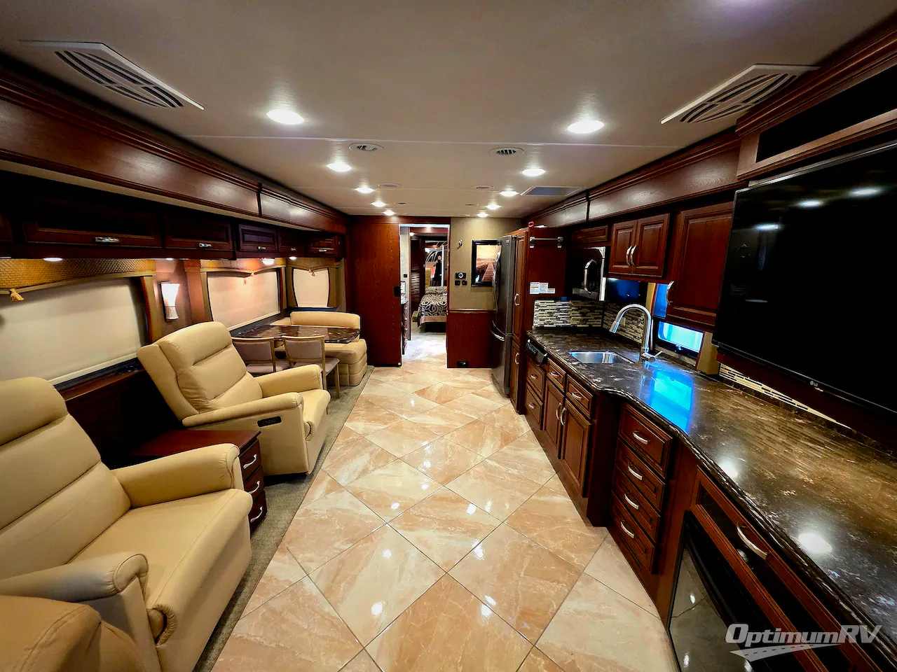 2016 Forest River Berkshire XL 40A - Photo 4