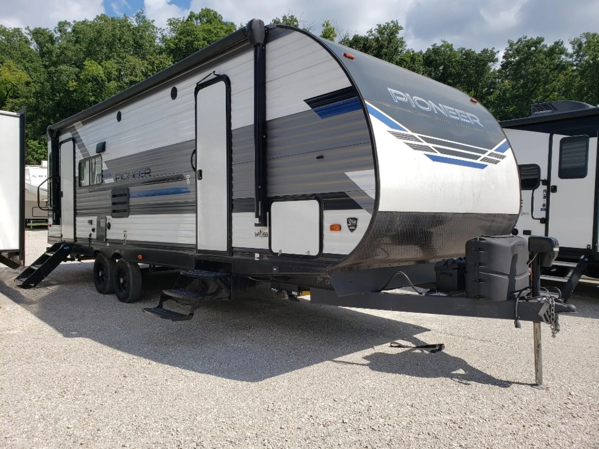 2022 Heartland Pioneer RL250 - Photo 2