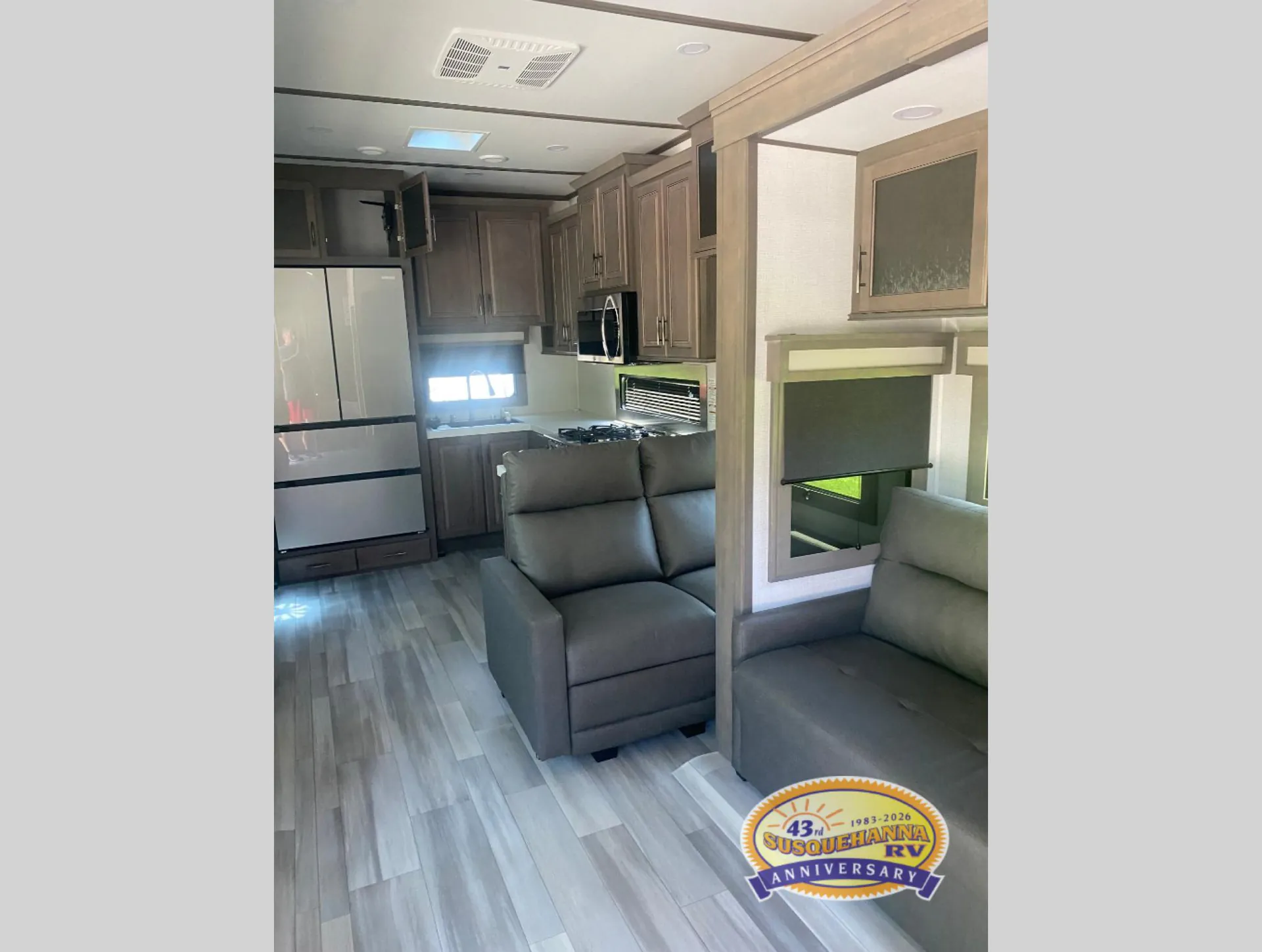 2024 Grand Design Solitude 417KB - Photo 4
