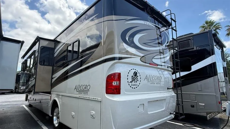 2016 Tiffin Motorhomes Open Road Allegro 31SA - Photo 4