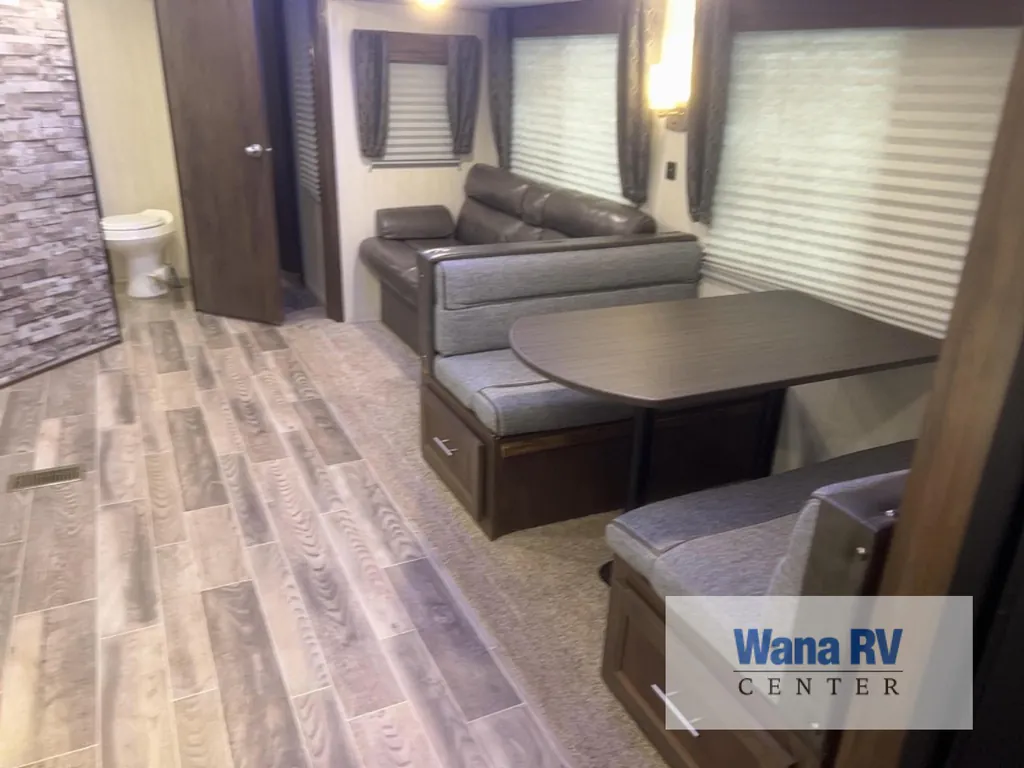 2019 Forest River Cherokee 274VFK, Photos photo 33