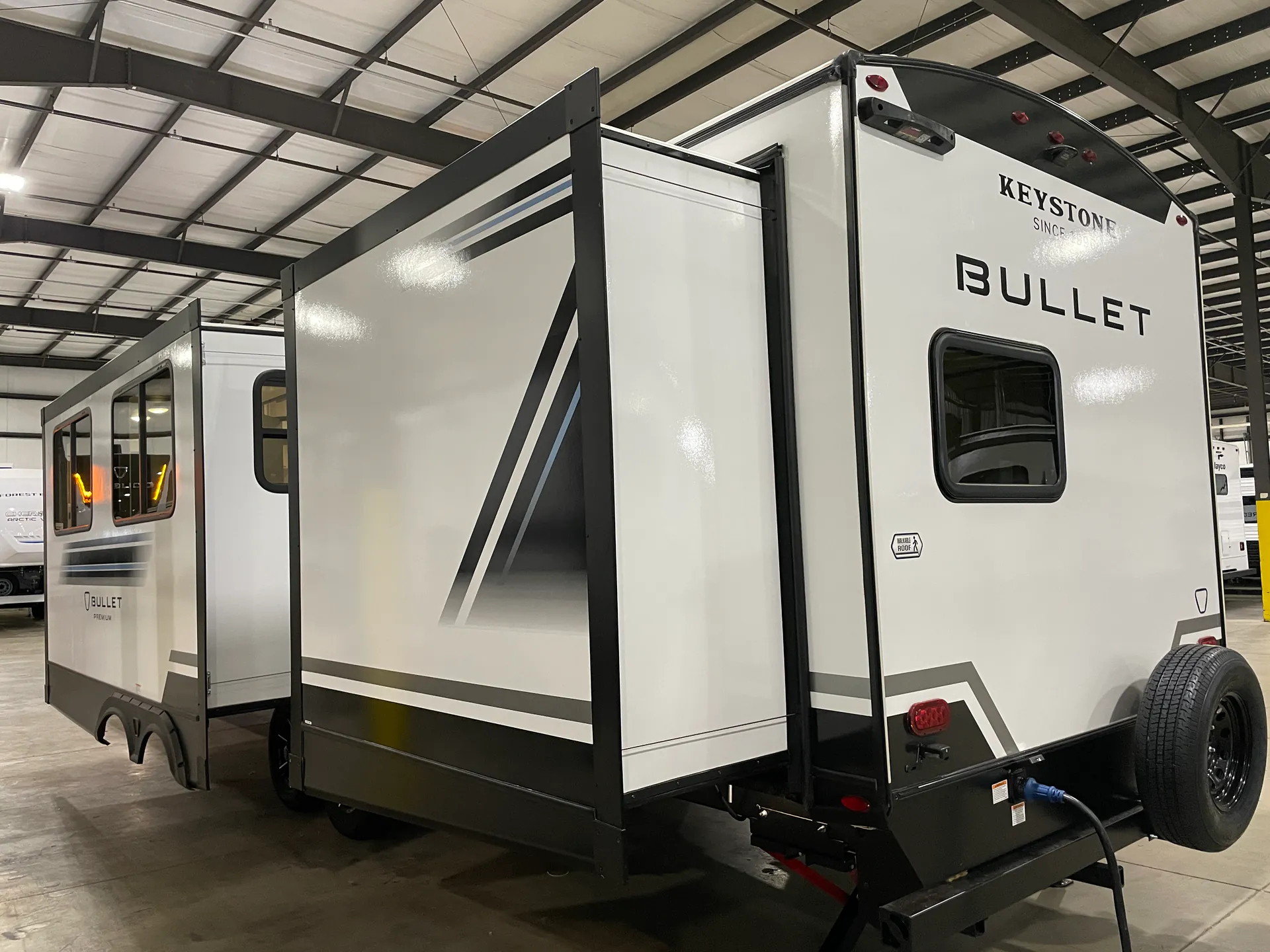2026 Keystone Bullet Premium 330BKQ - Photo 4