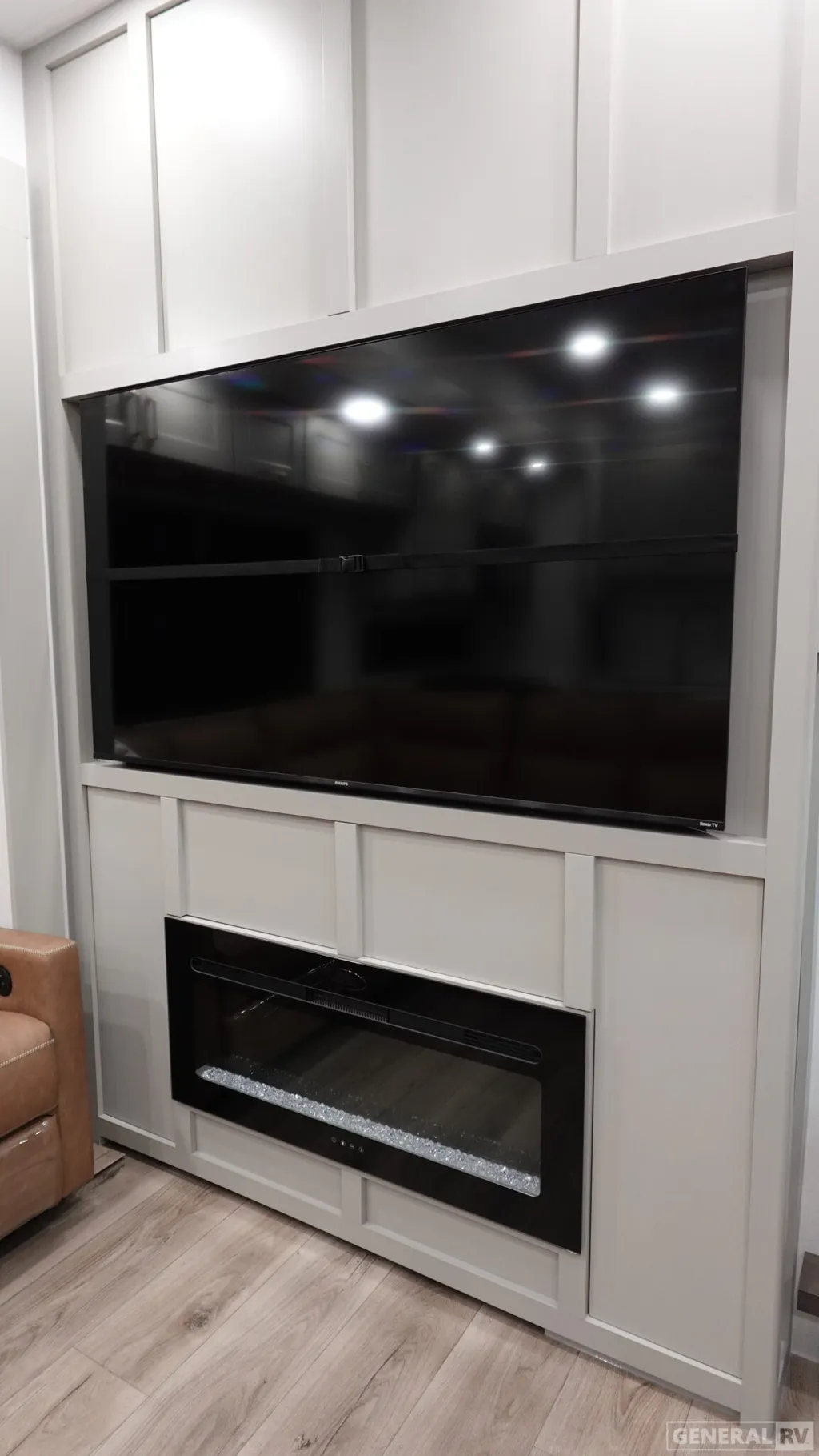 2026 Brinkley Model G 3950, Photos photo 22