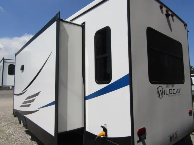 2022 Forest River Wildcat 333RLBS - Photo 4