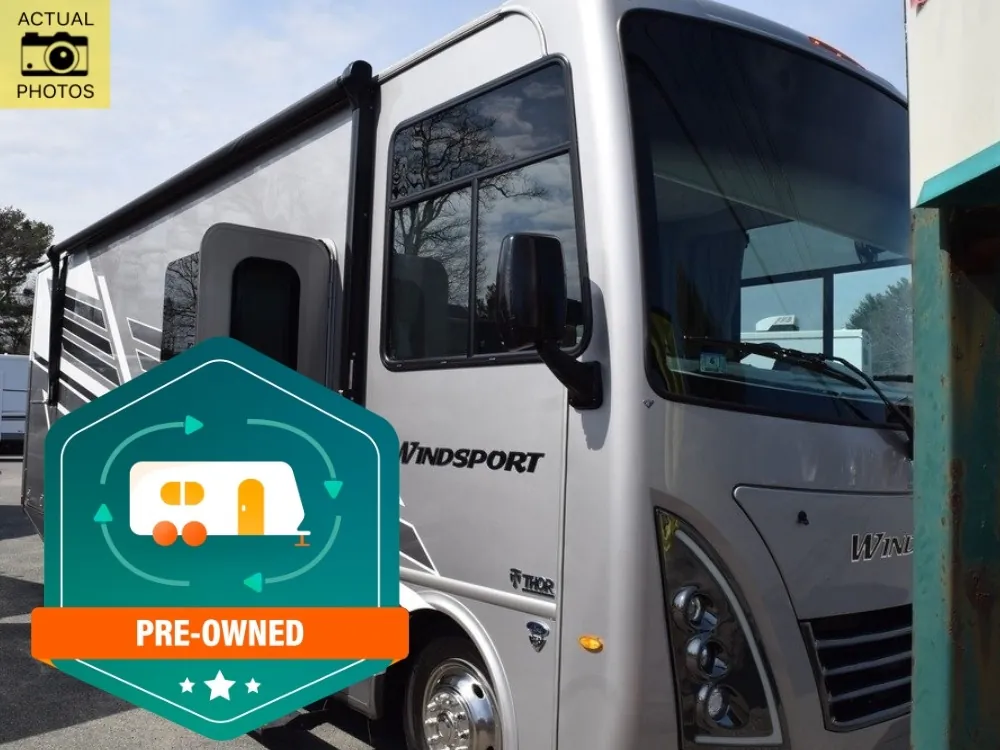 2025 Thor Motor Coach Windsport 29L - Photo 2