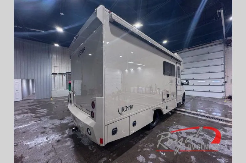 2026 Renegade RV Vienna 25RMC - Photo 3