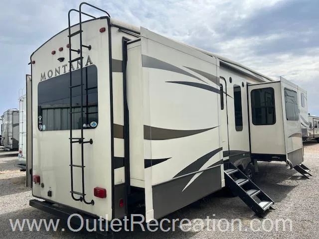 2018 Keystone Montana 3820FK - Photo 3