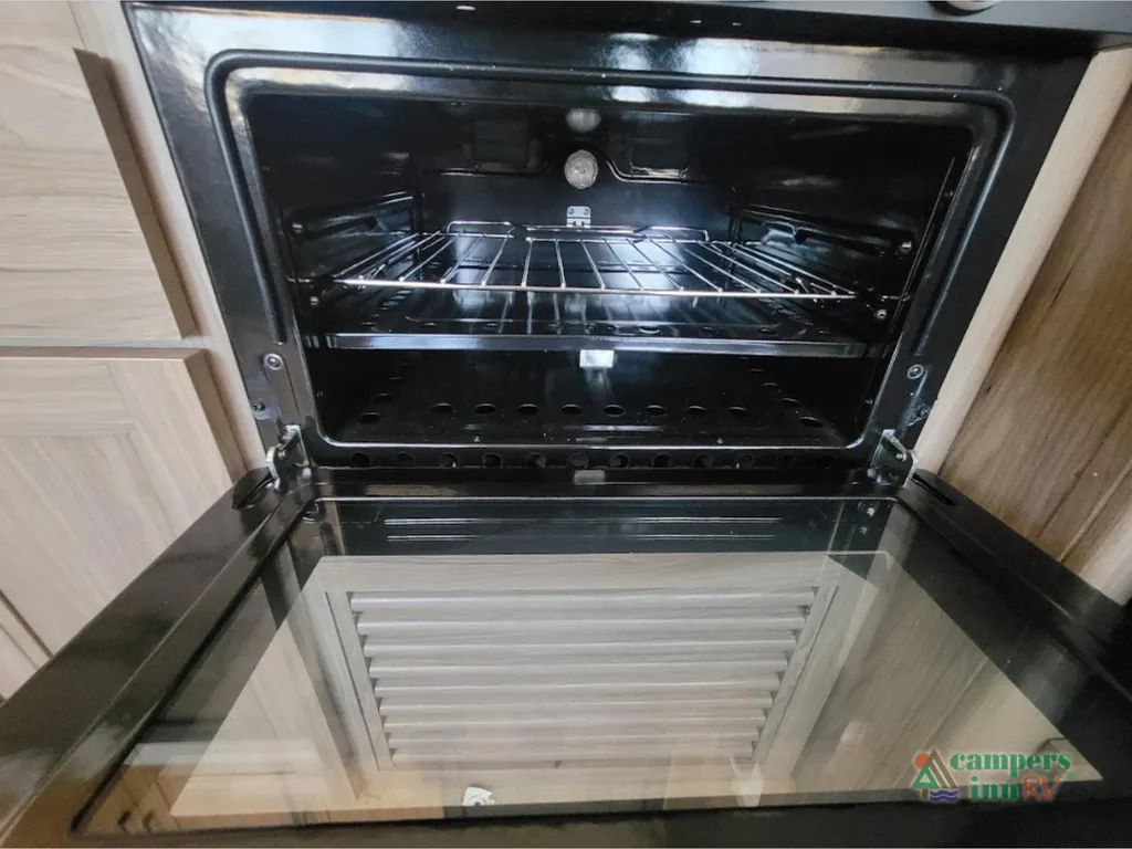 2026 Coachmen Freedom Express Select 31SE, Photos photo 48