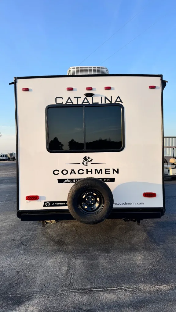 2027 Coachmen Catalina Summit Series 7 154RDX, Photos photo 7