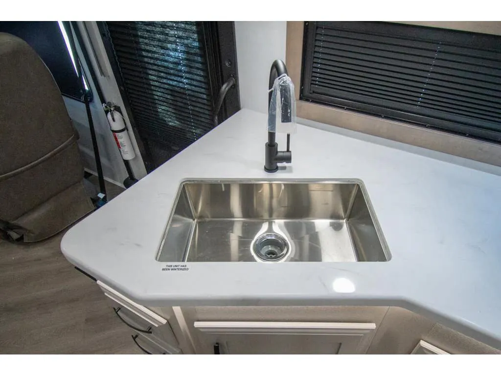 2027 Entegra Coach Emblem 36U, Photos photo 18