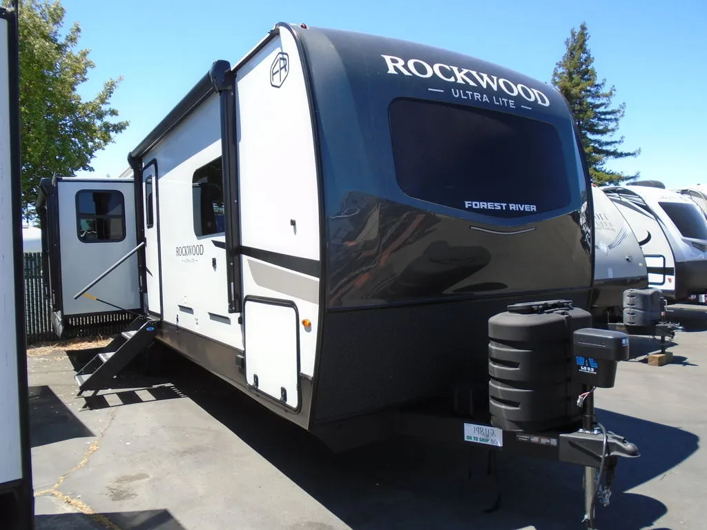 2026 Forest River Rockwood Ultra Lite 2906RL - Photo 3
