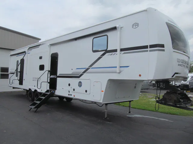 2026 Forest River Arctic Wolf 3750SUITE - Photo 3