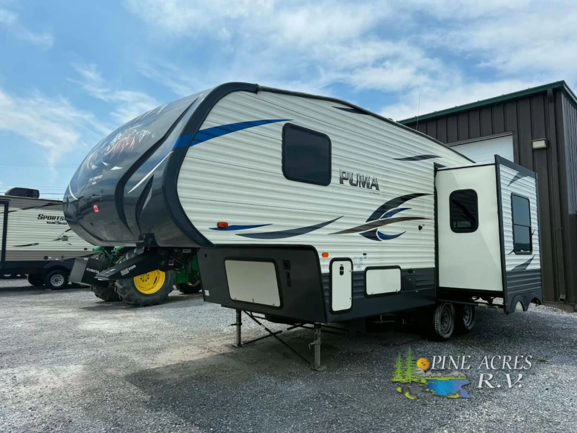 2019 Palomino Puma 255RKS dealer photo 2 from Pine Acres RV