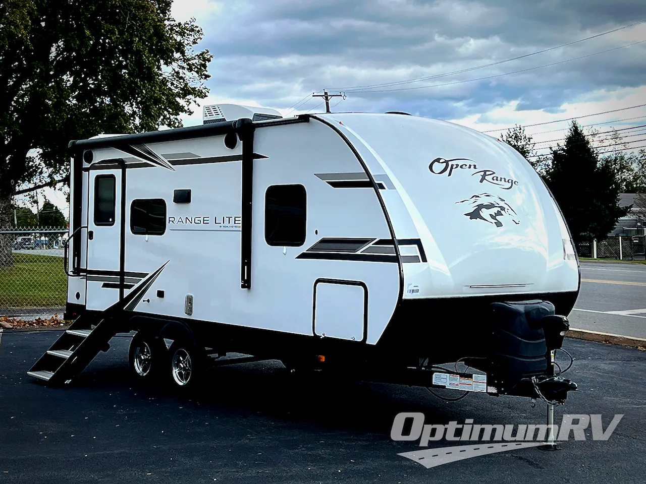 2022 Highland Ridge Range Lite 212FB - Photo 2
