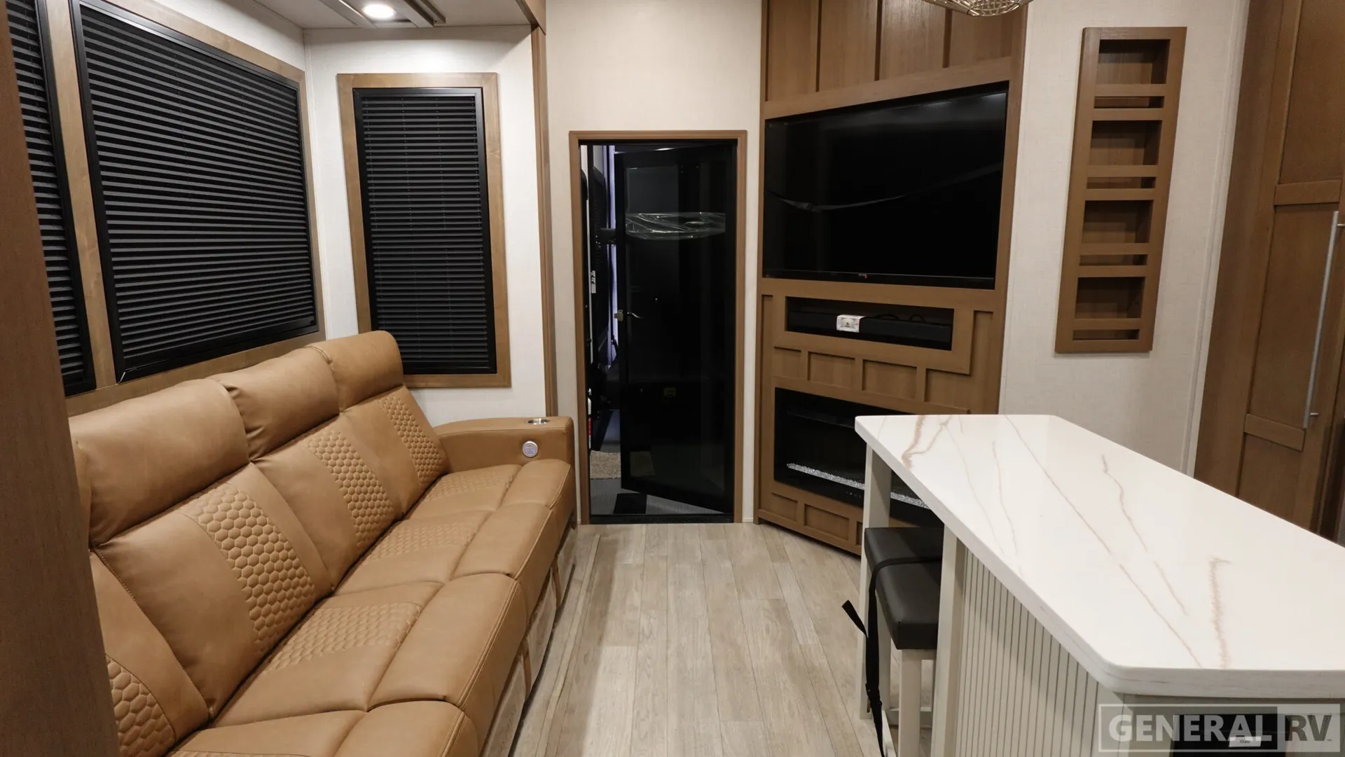 2026 Keystone RV Fuzion 373 - Photo 3